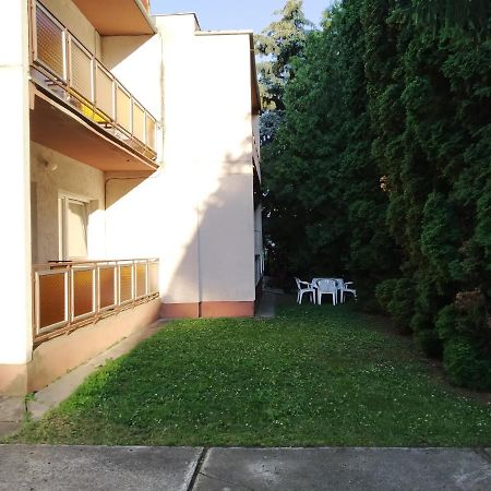 ハイデゥソボスローIldiko Apartmanアパートメント エクステリア 写真