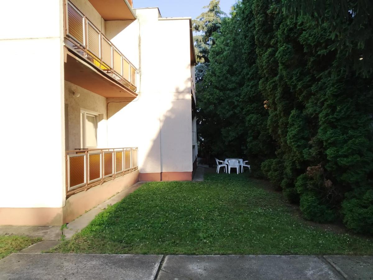 ハイデゥソボスローIldiko Apartmanアパートメント エクステリア 写真